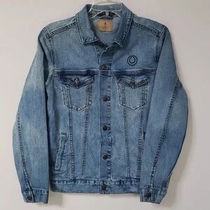 Light Wash Denim Jean Jacket with Chest Pockets - Unbranded